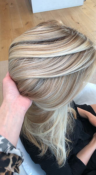 larisa-love-bright-diamond-after Larisa Love's hair client after blonde highlights